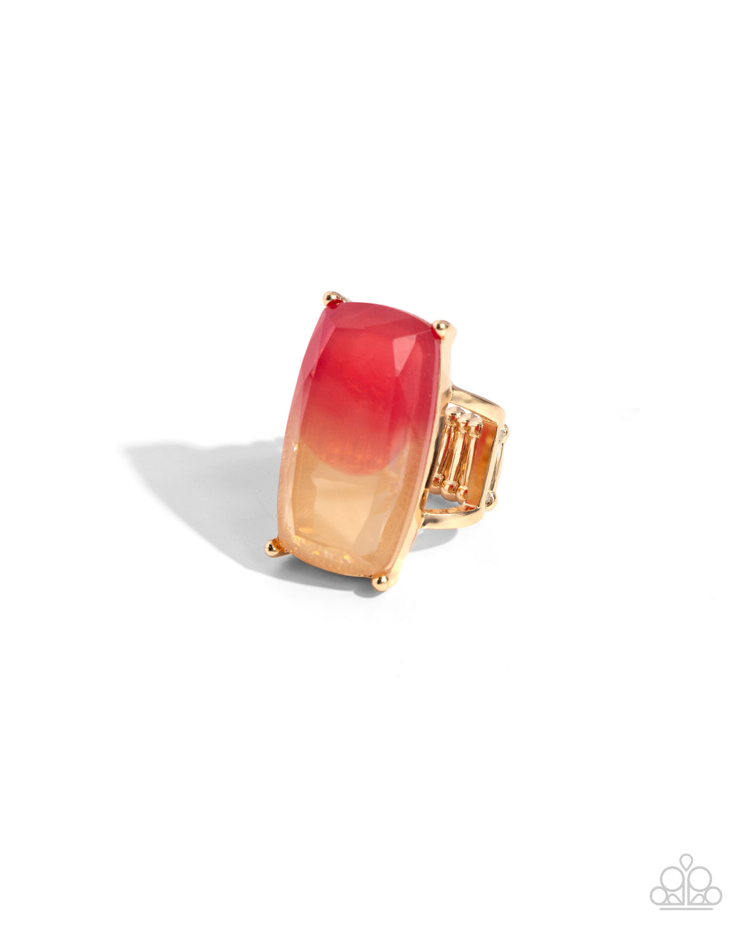 An elongated faceted gem fades from pink to peach in a gold-pronged fitting for a colorful centerpiece atop the finger. Features a stretchy band for a flexible fit