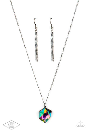 Featuring a UV shimmer, a purple iridescent raw-cut gem dazzles below the collar, creating an out-of-this-world sparkle. Features an adjustable clasp closure.