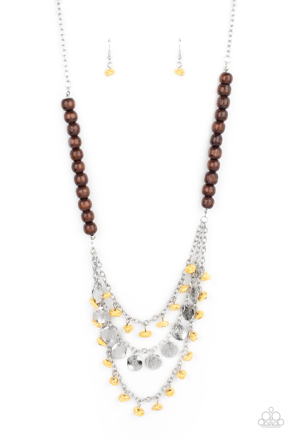 Adorned with yellow pebbles and hammered silver discs, three silver chains layer from strands of brown wooden beads, creating an earthy fringe below the collar. Features an adjustable clasp closure.