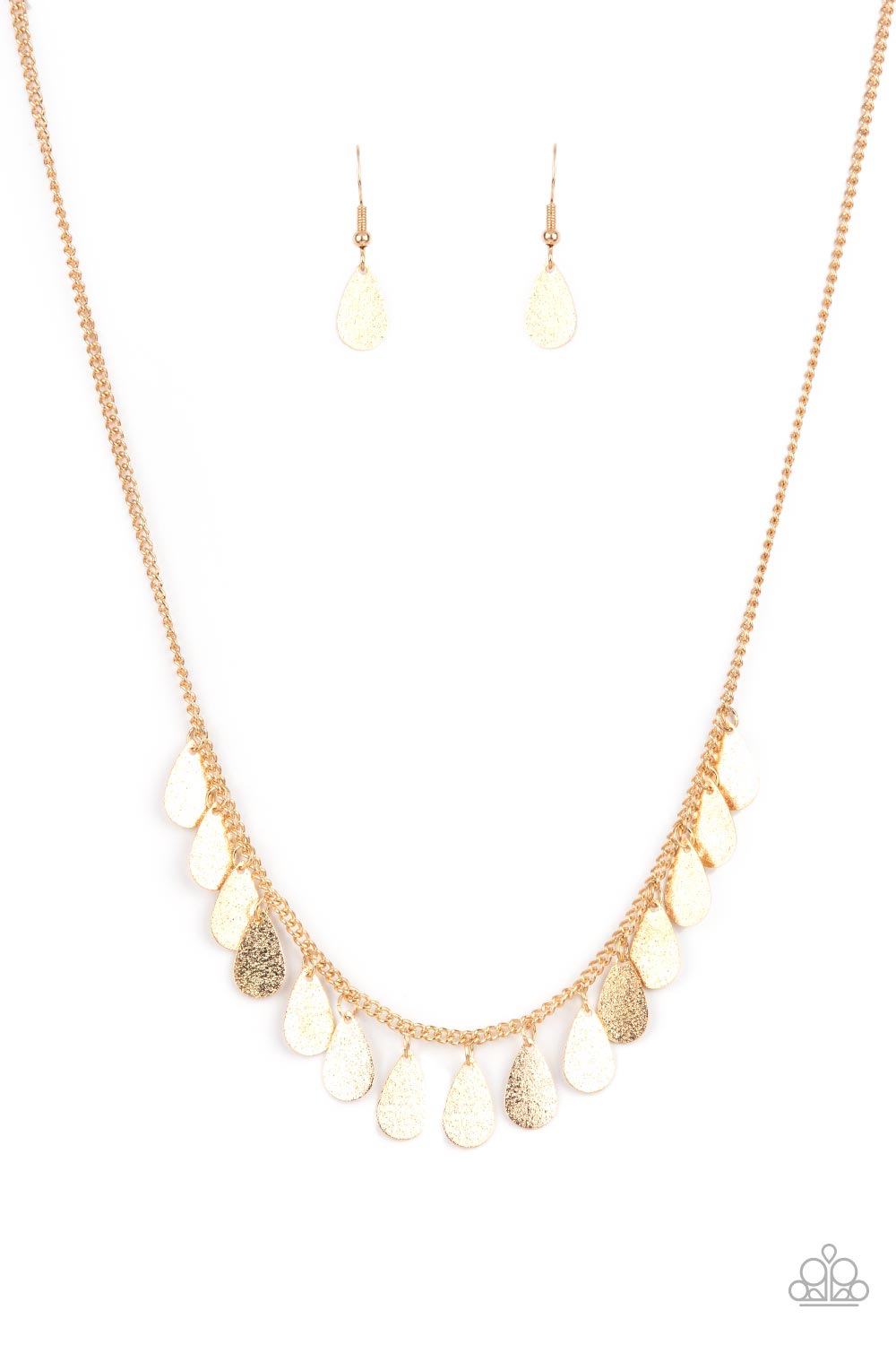 Delicately hammered in blinding shimmer, a dainty row of flat gold teardrops drip from the bottom of a dainty gold chain below the collar for a minimalist inspired fashion. Features an adjustable clasp closure.