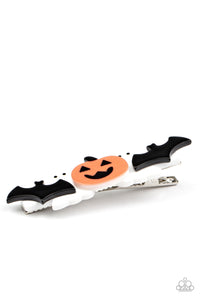 Pairs of black bats and white ghosts flank a spooky pumpkin, creating a SPOOK-tacular centerpiece. Features a standard hair clip on the back.