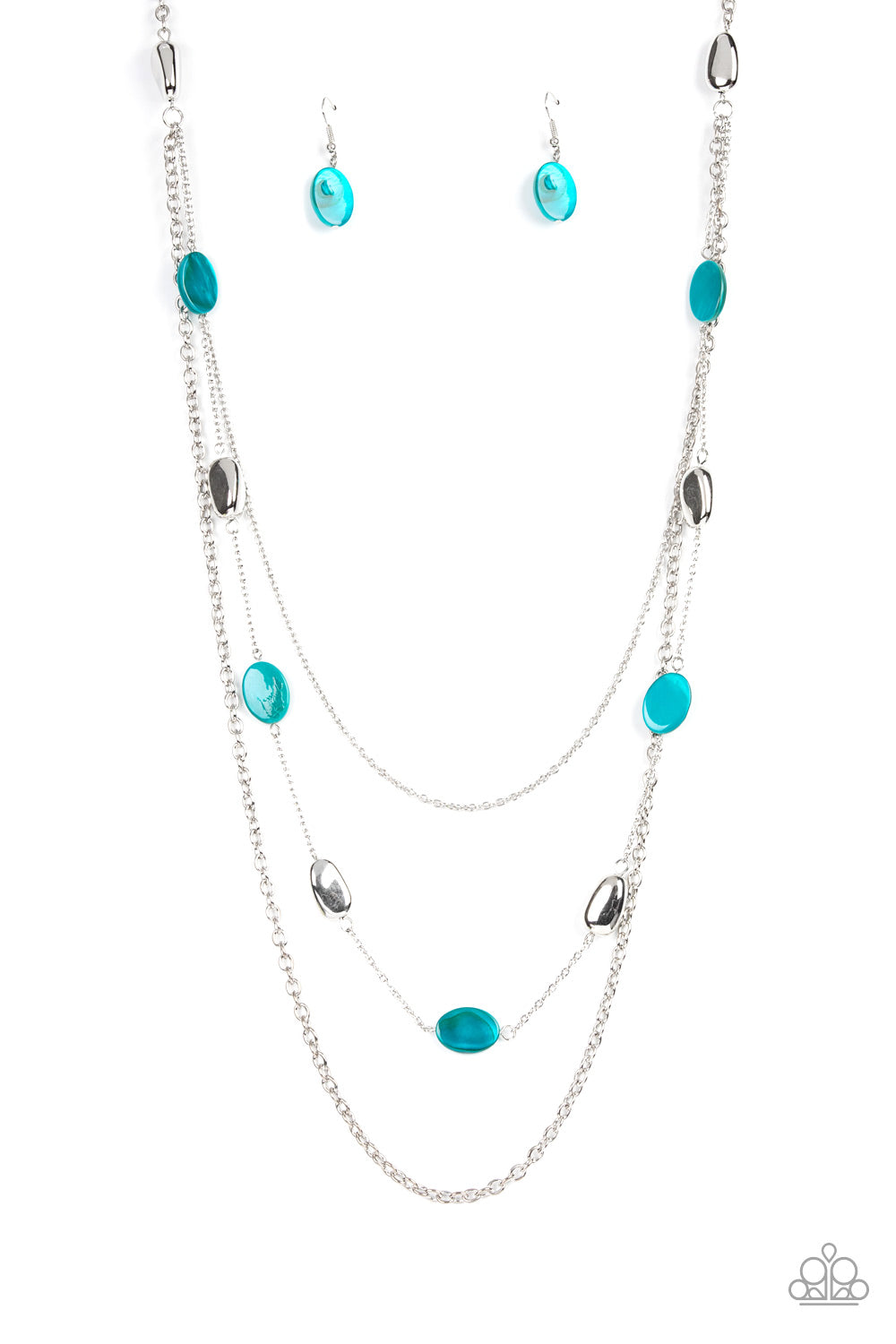 A strand of silver pebble beads and blue shell-like discs layer with two mismatched silver chains across the chest, adding a seasonal pop of color to any outfit. Features an adjustable clasp closure. 