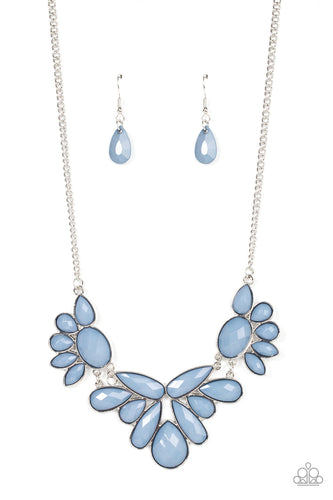 A dewy collection of oval, teardrop, and marquise Spring Lake beads fans out below the collar, blooming into enchanting floral frames that delicately link into a whimsical centerpiece. Features an adjustable clasp closure.