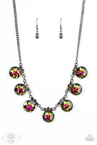 Crowned in a trio of dainty hematite rhinestones, an exaggerated display of oversized oil spill gems delicately link below the collar for a glamorous glow. Features an adjustable clasp closure.