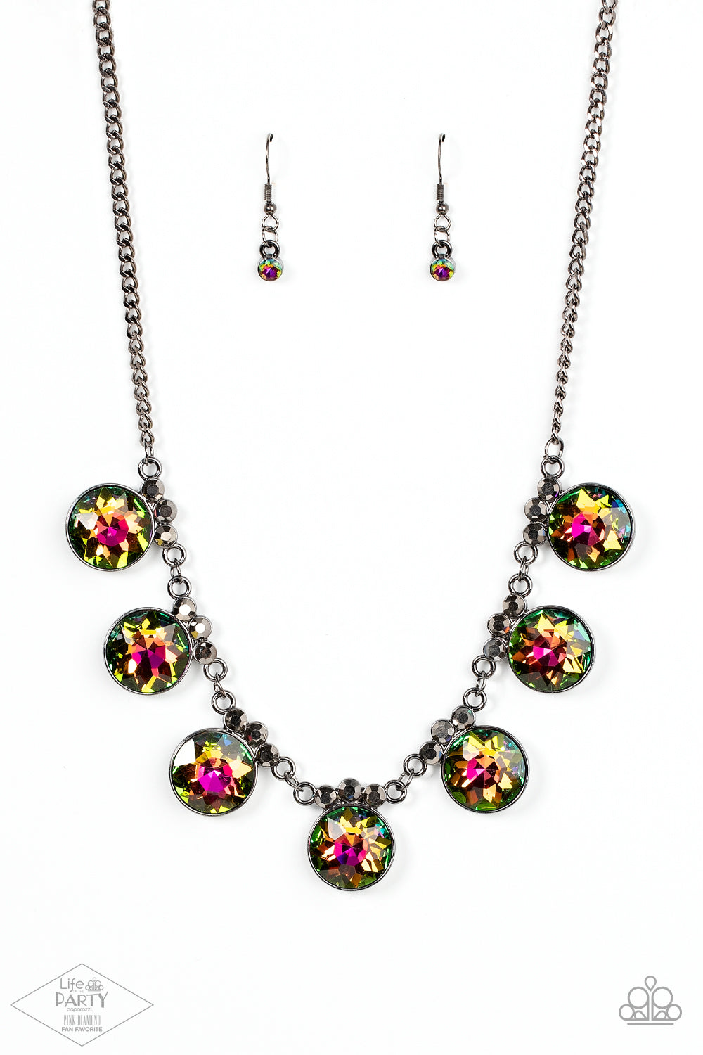 Crowned in a trio of dainty hematite rhinestones, an exaggerated display of oversized oil spill gems delicately link below the collar for a glamorous glow. Features an adjustable clasp closure.
